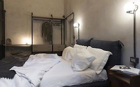 Instaura Apartments